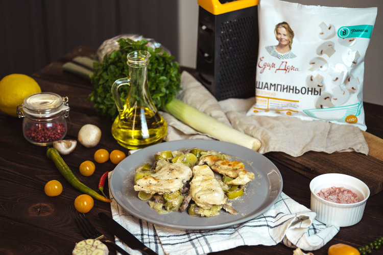 Курица с шампиньонами